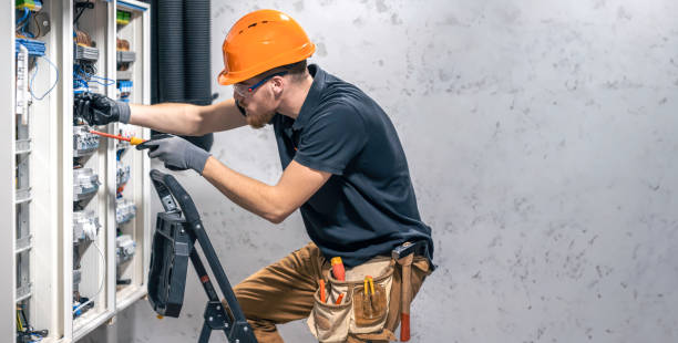 Best Local Electrician Companies  in North Great River, NY